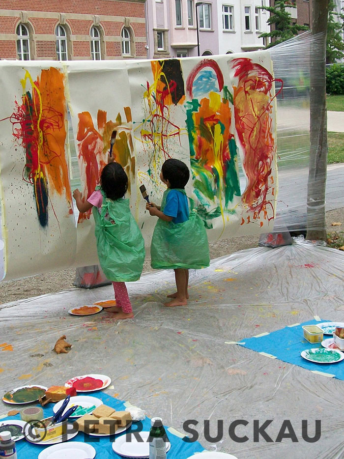 action painting Of(f) Road Bus olympic adventure camp 08.08.2015 Düsseldorf